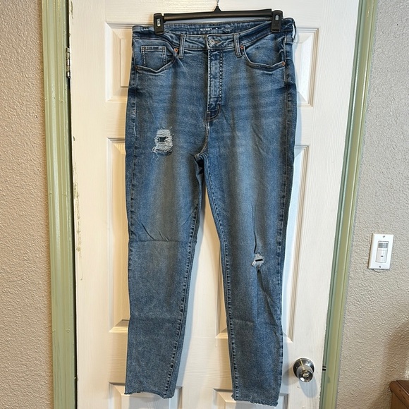 Old Navy distressed frayed Blue High-Rise Straight Jeans size 16 TALL - Picture 1 of 7